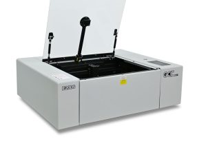 GCC E200S laser engraver