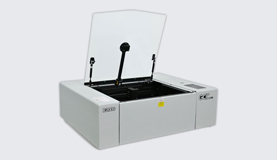 GCC E200S laser engraver